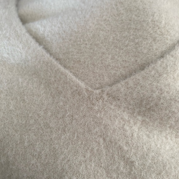 Aritzia Wilfred Free Hush Knit V-Neck Dress - Picture 7 of 8